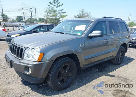 2007 Jeep Grand Cherokee Laredo z USA, uszkodzony, nr VIN 1J8GR48K87C641917